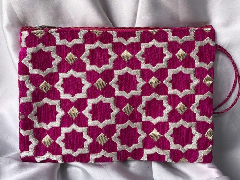 La Pochette Marocaine : Un Souvenir Idéal à Offrir ou à Se Faire Offrir